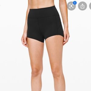 Lululemon In Movement Short 2.5’